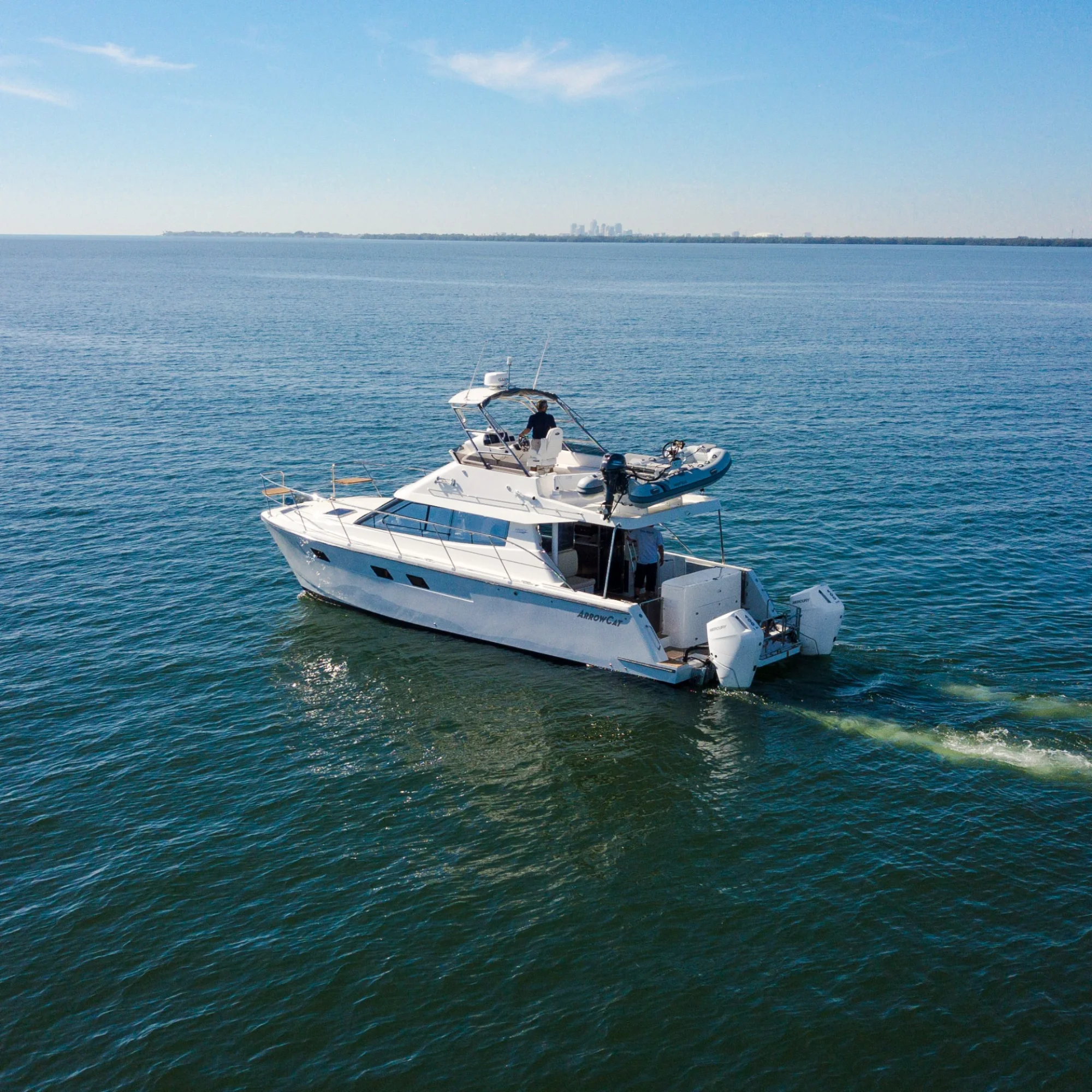 ArrowCat Power Catamarans 420 FlyBridge - Image 2