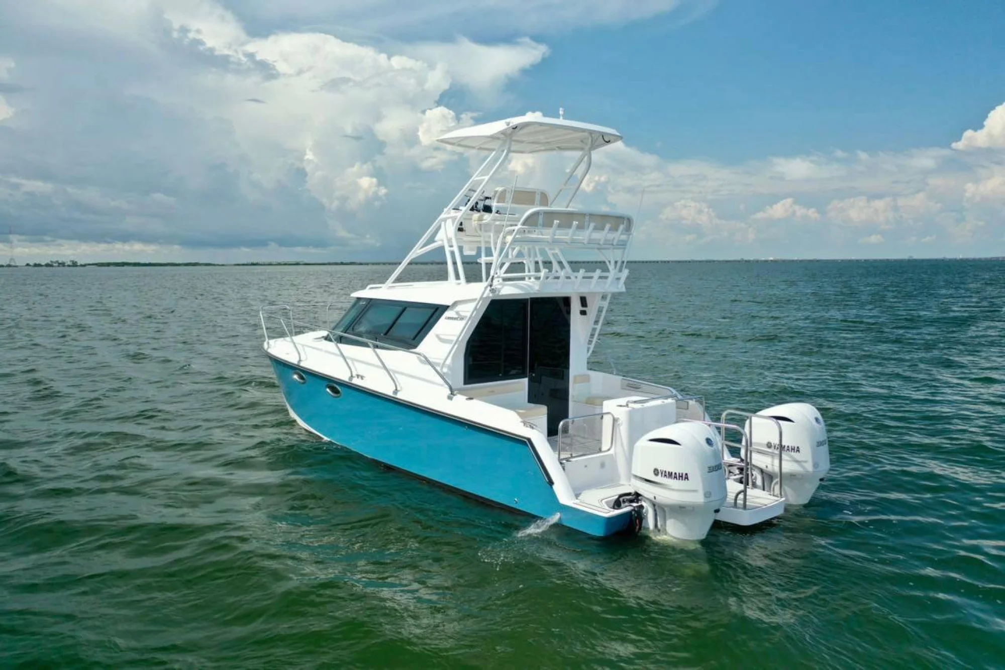 ArrowCat Power Catamarans 320 Pilot House - Image 5