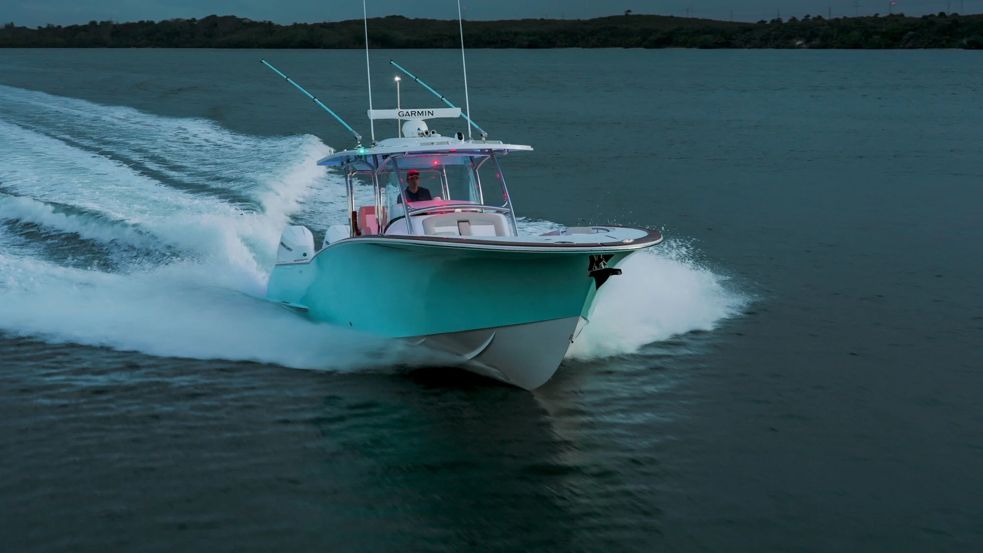 Mag Bay Yachts 38' CC - Image 5