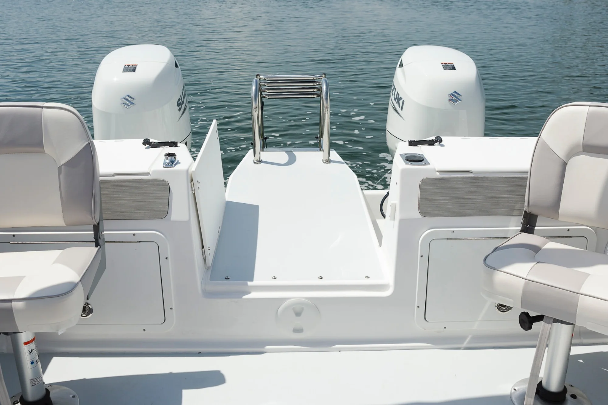 ArrowCat Power Catamarans 20 Dual Console - Image 12