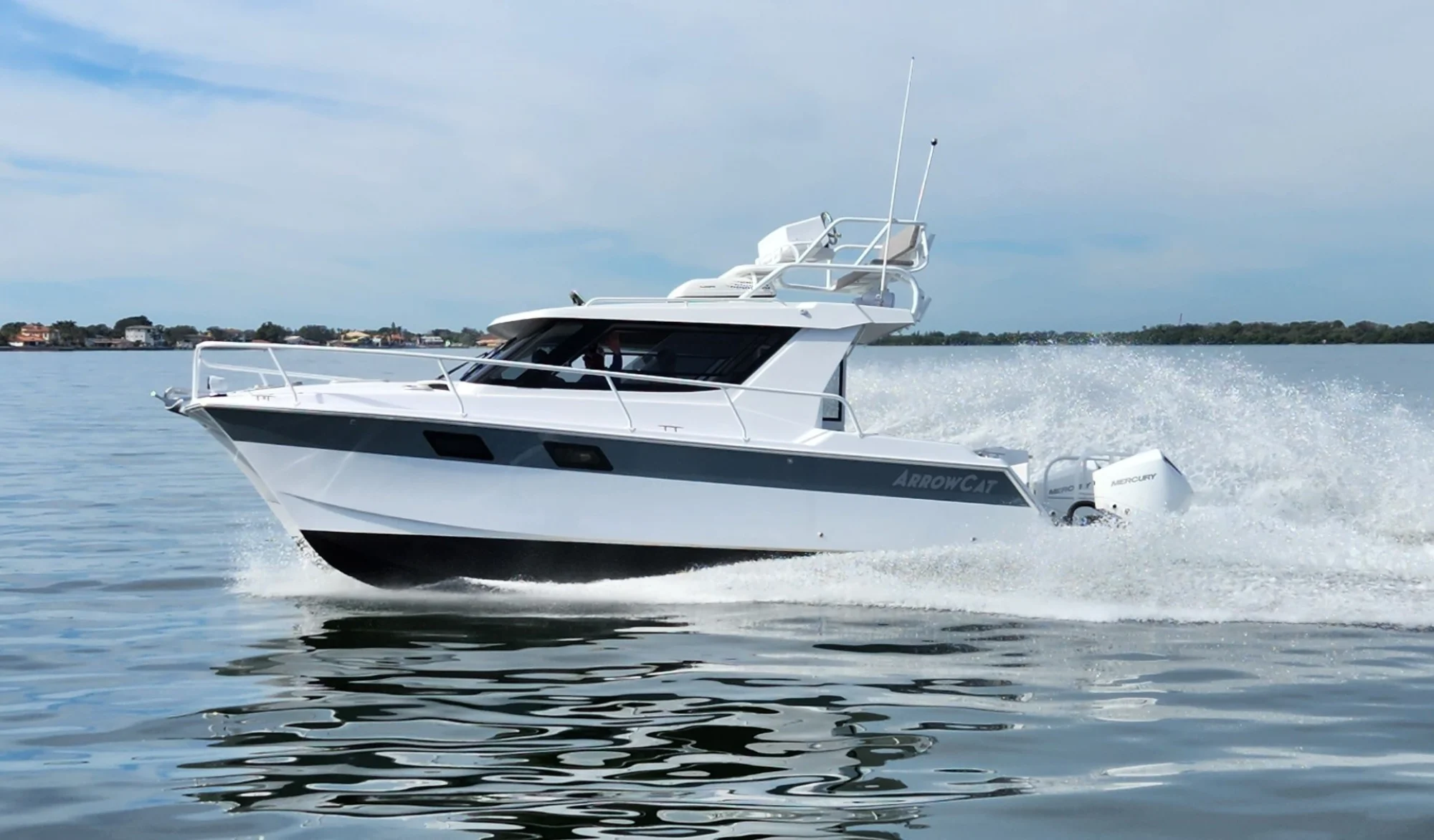 ArrowCat Power Catamarans 320 Pilot House - Image 4