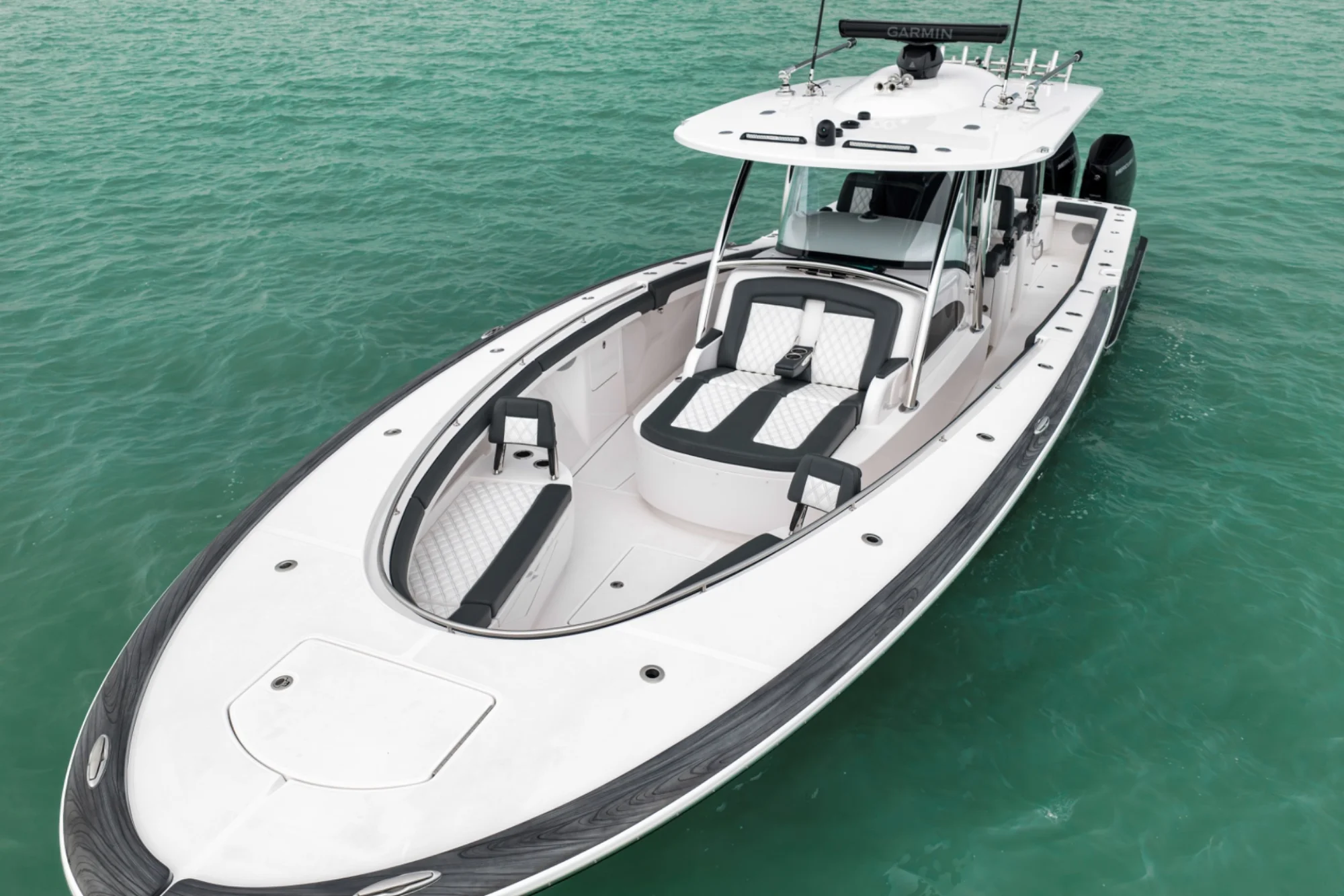 Mag Bay Yachts 43' CC - Image 10