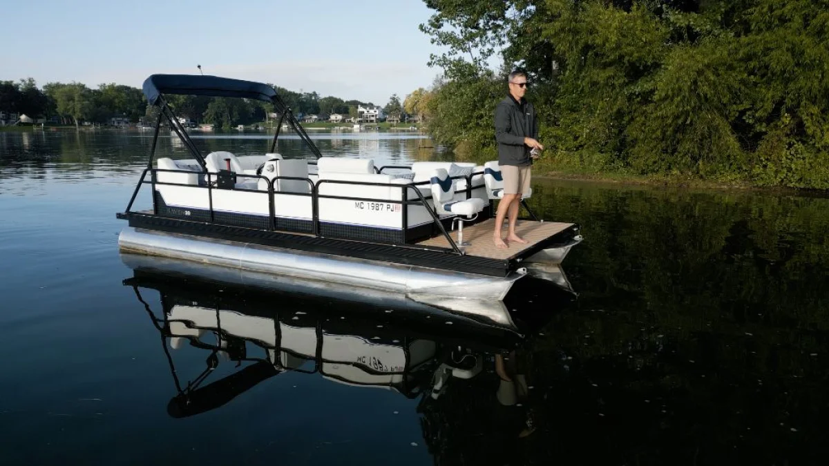 American Mfg. Raven 20